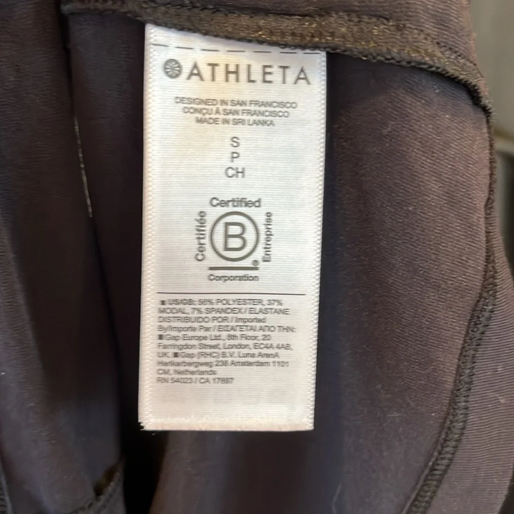 🇪🇸🐠Athleta Air Out Cinch Tee shirt black small